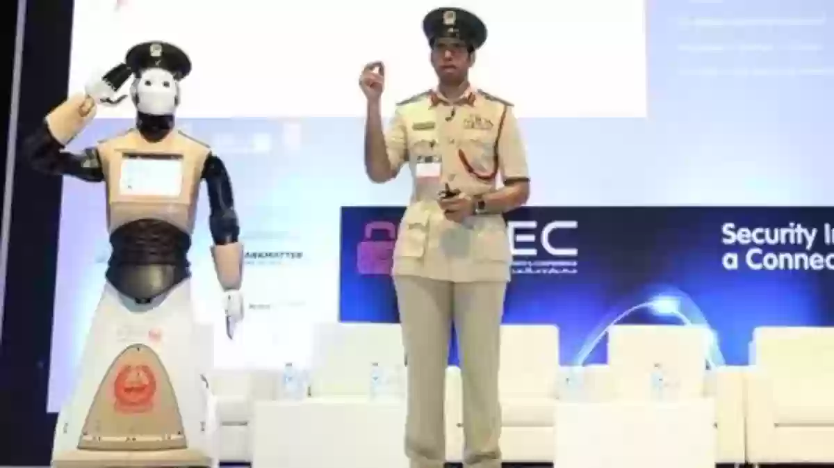 ما لا تعرفه عن روبوتات شرطة دبي ذاتية القيادة